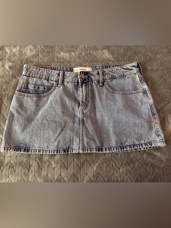 Hollister Dresses & Skirts - Hollister bow skirt